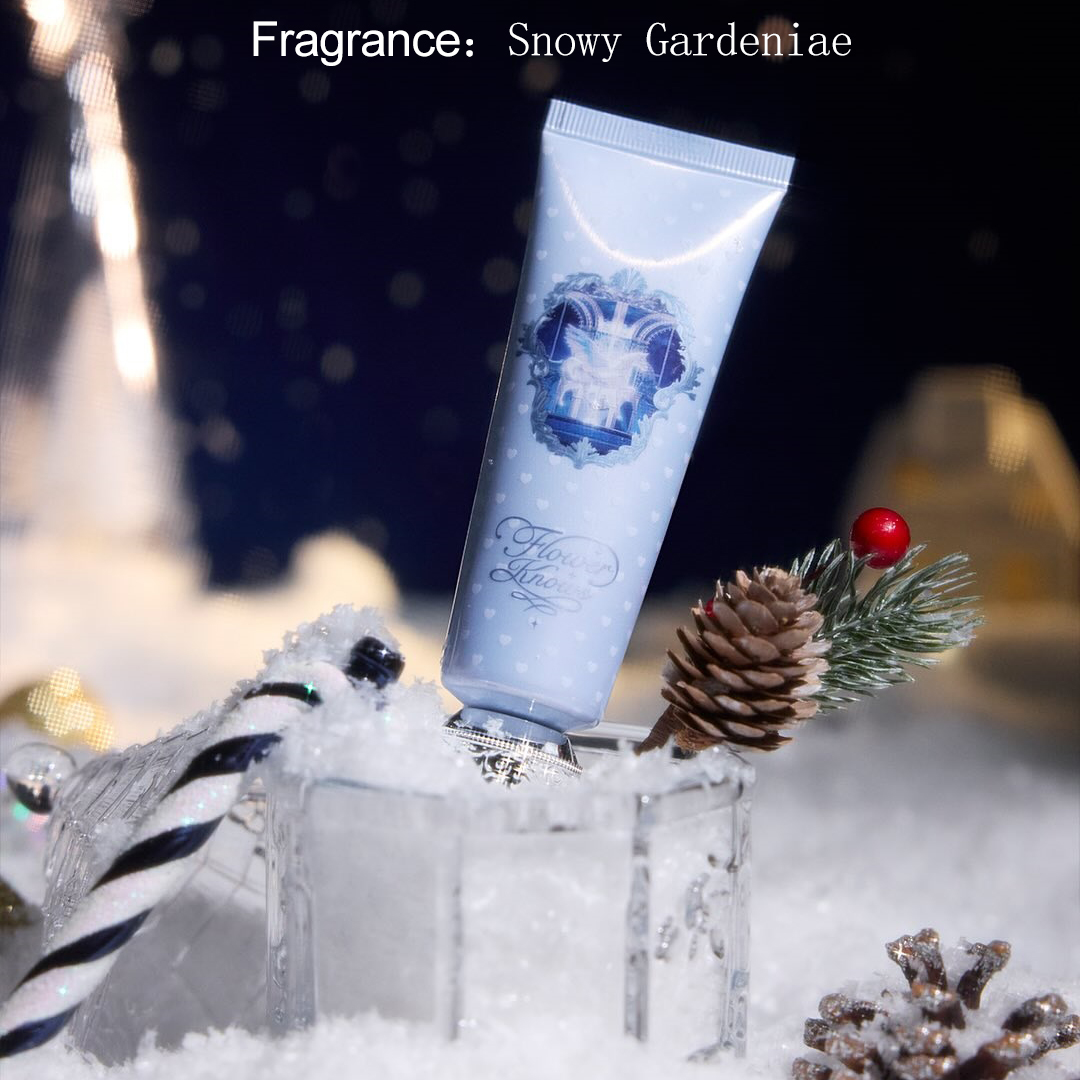 Flower Knows Christmas Limited - đánh giá và giá Strawberry Huller
